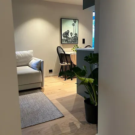 Guest Suite Centrally Located At Bekkestua Bekkestua
